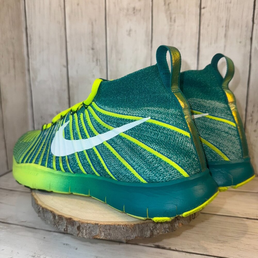 NIKE FREE TRAIN FORCE FLYKNIT Men Size 11.5 Green Training Sneaker 833275-313 - Picture 2 of 12